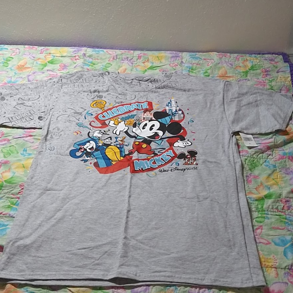 WDW Mickey Mouse ''Celebrate'' T-Shirt - Picture 2 of 6